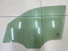 Стекло двери переднее левое SsangYong Rexton 2