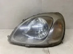Фара левая Toyota Yaris 1SZFE 1.0 БЕНЗИН 2001