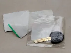 Ключ зажигания Kia Carens 2 FG