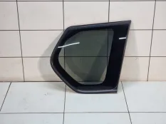 Стекло кузовное глухое заднее правое Nissan
