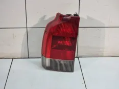 Фонарь левый Volvo XC70 УНИВЕРСАЛ 2002