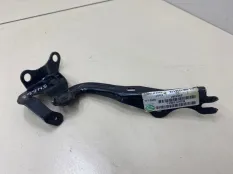 Петля капота левая Mazda 3 BK