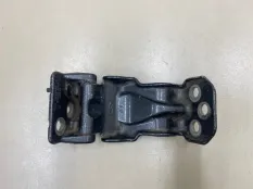 Петля двери багажника нижняя левая Ford Transit 8