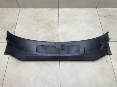 Решетка стеклоочистителей (планка под лобовое