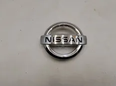 Эмблема на решетку радиатора Nissan X-Trail T30