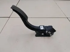 Педаль газа Kia Sorento 1