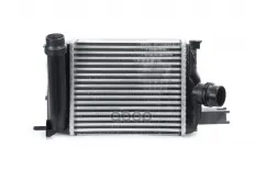 Интеркулер RENAULT DUSTER (2012>) METACO арт. 8020-031