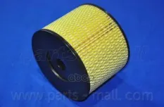 фильтр воздушный! Toyota Land Cruiser 3.4 /Hi-Lux2.4 96> Parts-Mall арт. PAF007