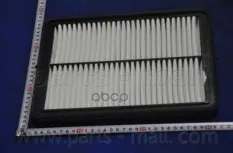 Фильтр воздушный KIA SORENTO(BL) 02-06 Parts-Mall арт. PAB-068