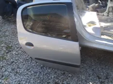 Дверь задняя правая Peugeot 206 2004
