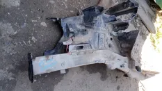 Лонжерон передний правый Volkswagen Golf V