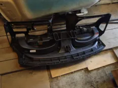 Торпедо Peugeot 206 2004