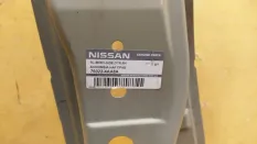 Порог со стойкой правый Nissan Almera G15
