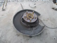 Кулак поворотный задний левый Land Rover Range