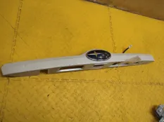 Накладка двери багажника Subaru XV G33