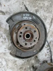 Кулак поворотный задний левый Mercedes-Benz