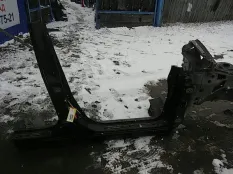 Порог со стойкой правый Mazda Cx-7 2008