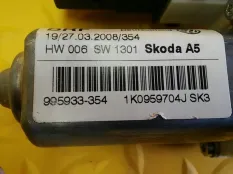 Моторчик стеклоподъемника Skoda Octavia A5
