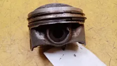 Поршень Audi A4 B8