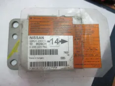 Блок управления AIR BAG Nissan Navara D40