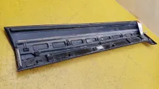 Накладка двери передней правой Honda Cr-v
