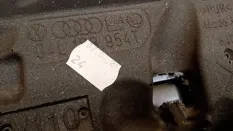 Крышка двигателя Volkswagen Tiguan