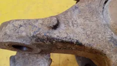 Кулак поворотный передний правый Volkswagen