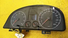 Панель приборов Volkswagen Touran