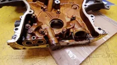 Крышка двигателя Toyota Camry V40