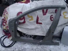 Порог со стойкой левый Nissan Almera G15