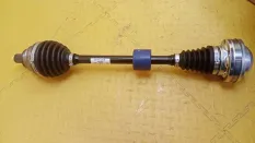 Полуось передняя (привод) Volkswagen Passat B8
