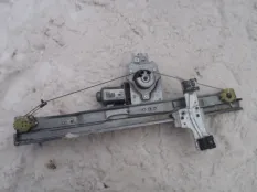 Стеклоподъемник передний левый Peugeot 207 2010