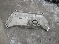 Балка подмоторная (подрамник) Skoda Yeti