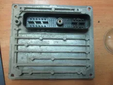 Блок управления двигателем Ford Focus 2006