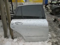 Дверь задняя правая Mercedes-Benz R-klasse W251