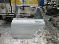 Дверь задняя левая Mercedes-Benz R-klasse W251