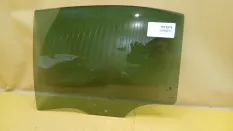 Стекло двери задней левой Skoda Octavia A8