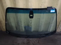 Стекло лобовое (ветровое) BMW 1-серия E81