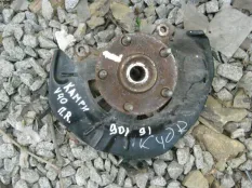 Кулак поворотный передний правый Toyota Camry V40