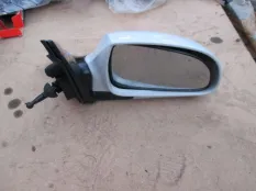 Зеркало правое Hyundai-KIA Accent