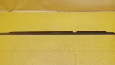 Накладка стекла заднего правого (бархотка)