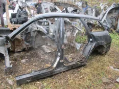 Порог со стойкой левый Subaru Legacy outback B13