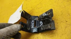 Петля двери задней правой нижняя Mercedes-Benz