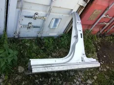 Порог со стойкой левый Volkswagen Polo 2011