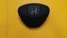 Подушка безопасности в рулевое колесо (крышка)