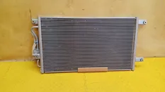 Радиатор кондиционера (конденсер) Mitsubishi L200