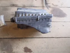 Корпус воздушного фильтра Opel Astra H 2008