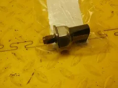 Датчик давления топлива Mercedes-Benz Sprinter