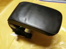 Подлокотник Skoda Superb 2010