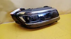 Фара правая Volkswagen Tiguan